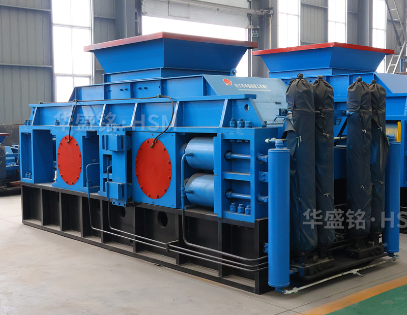 什么設(shè)備可破碎可制砂？新型對(duì)輥制砂機(jī)多少錢一臺(tái)？