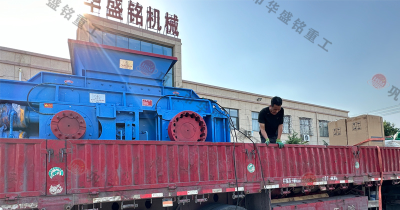 華盛銘廠家的對輥制砂機怎么樣？市場價一臺多少錢？