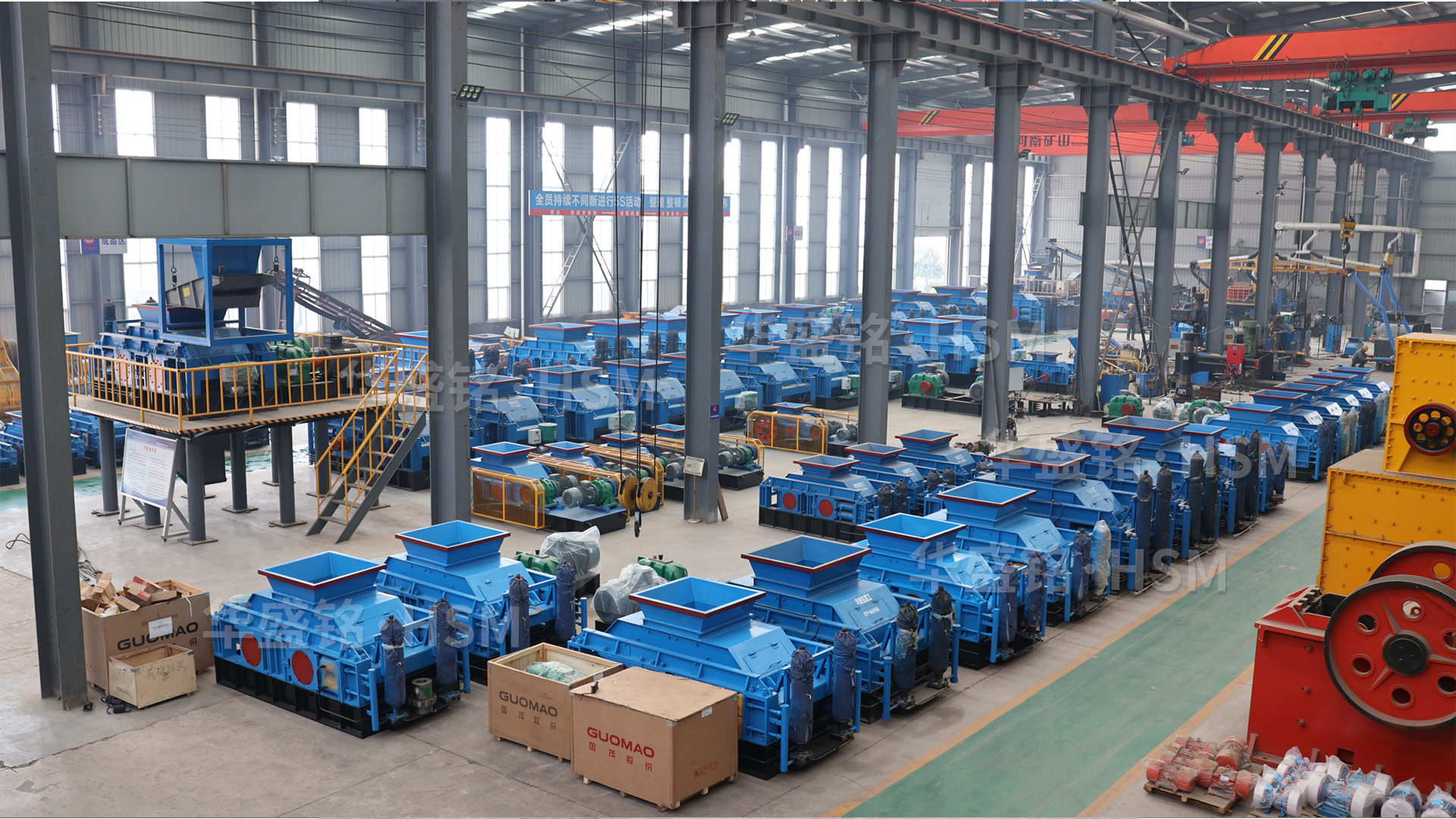 砂廠回料處理難？大型對輥破碎機(jī)助您成品率上升，成本直降降低